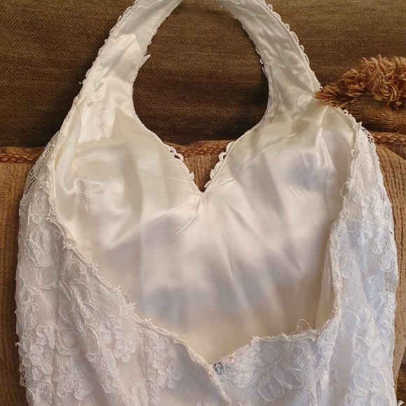 Wedding Dress - Picture 3 of 5